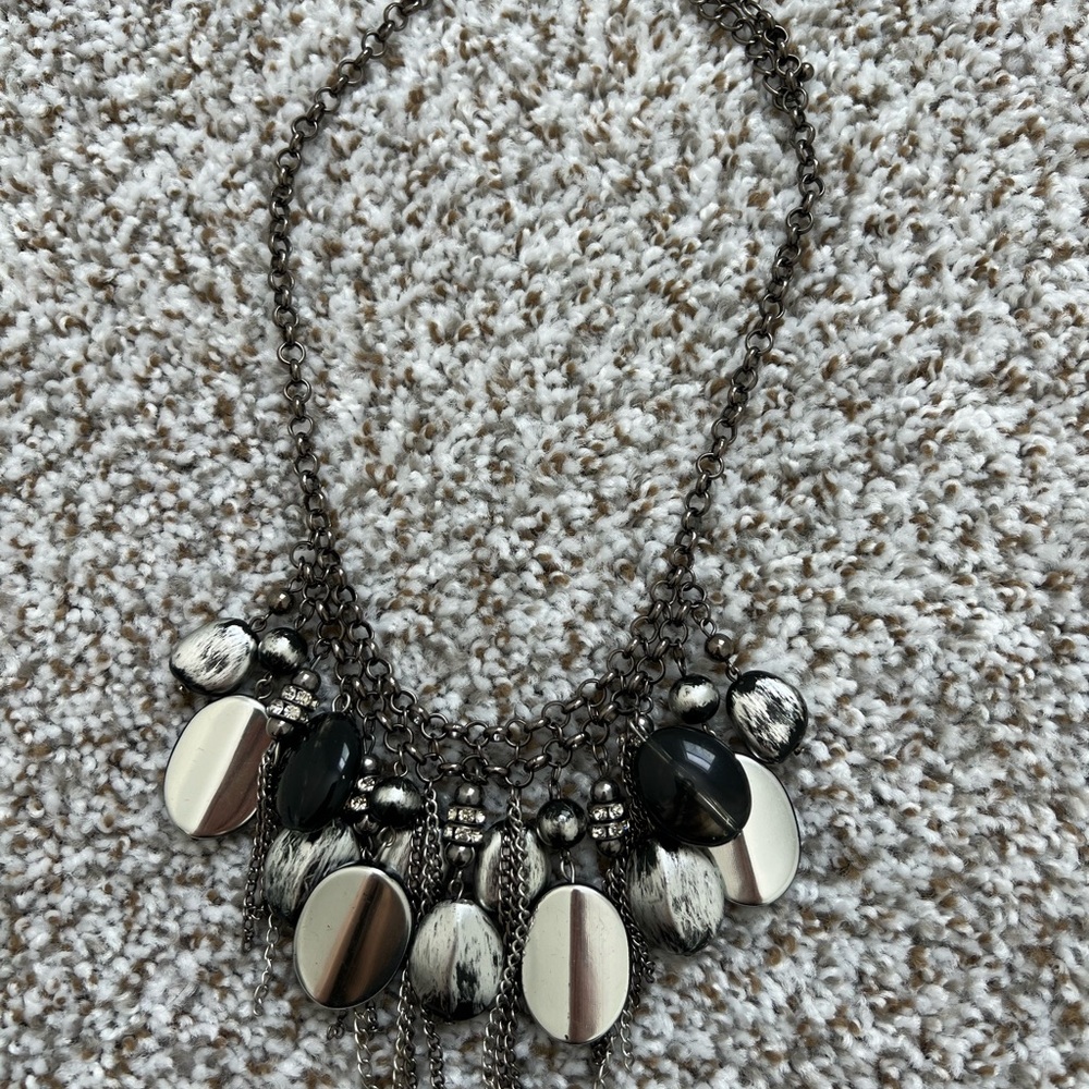 Elegant Silver and Black Statement Necklace